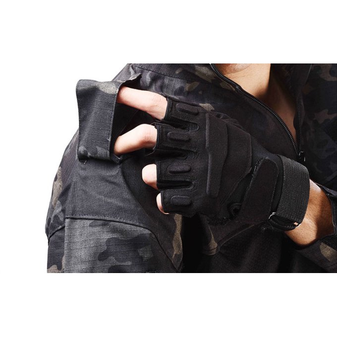 Epaulettes combat shirt