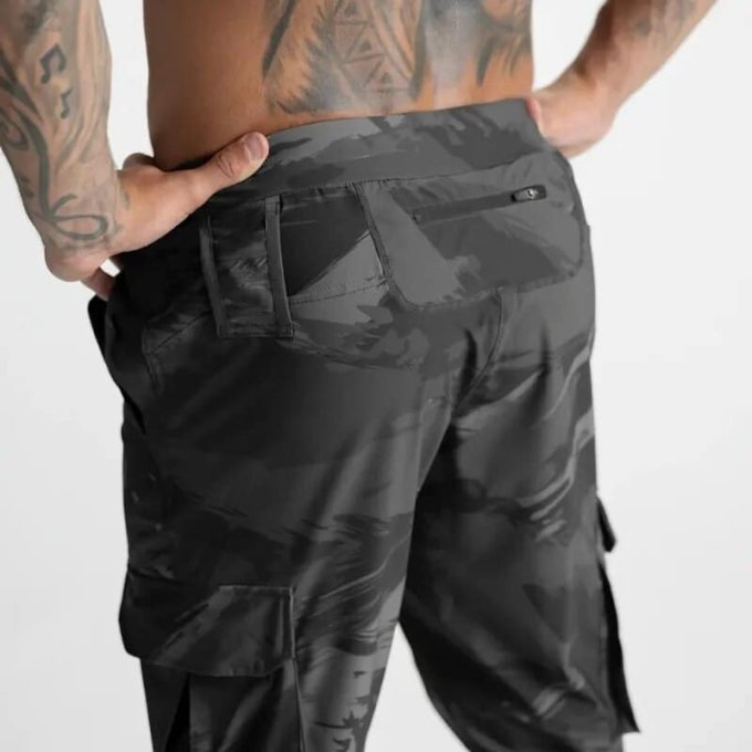 Black camo sweatpants