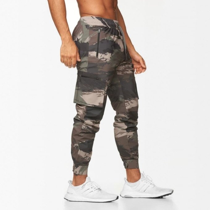 Green camo sweatpants