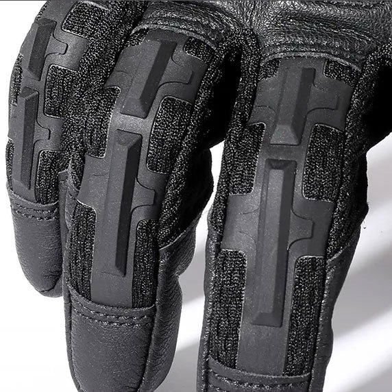 Leather tactical gloves