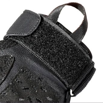 Leather tactical gloves