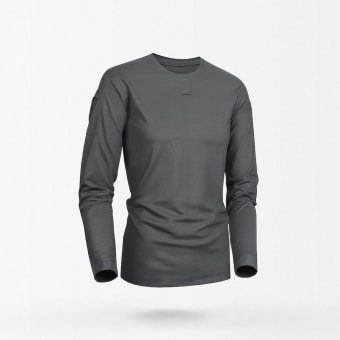 grey long sleeve shirt