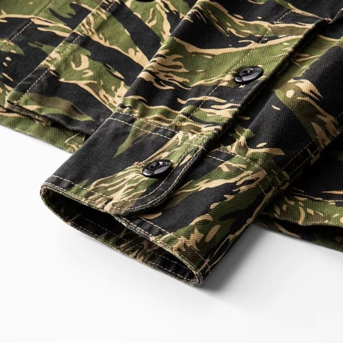 Tiger stripe button up shirt - Image 7