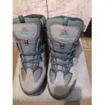 Waterproof Suede Hiking Boots Brown photo review