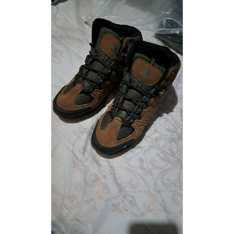 Suede hiking boots Brown "Hikeup" photo review