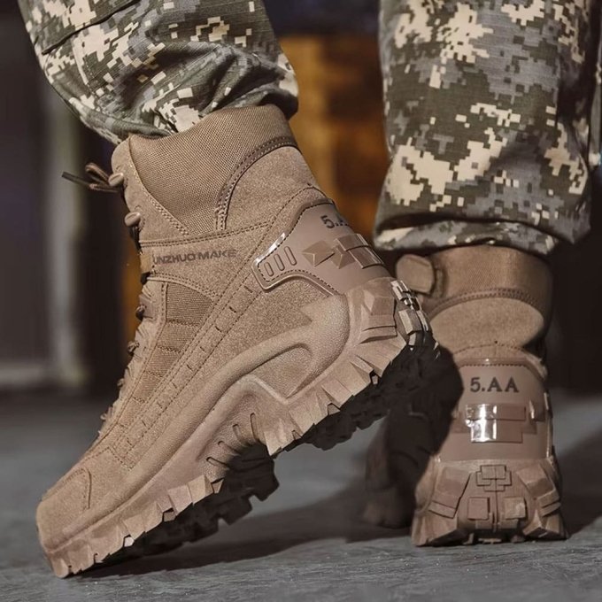 Desert Combat Boots Brown