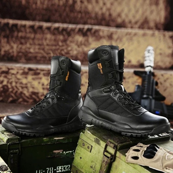 Lightweight black tactical boots