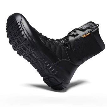 Lightweight black tactical boots