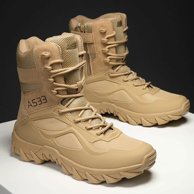 Lighweight Combat Boots Cold Weather Desert Tan