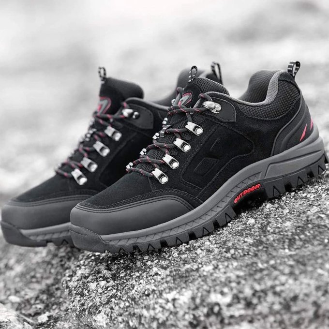 Low profile waterproof shoes "Camel" Black