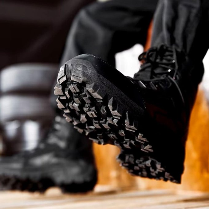 Mid cut tactical hiking boots Black "Huile"