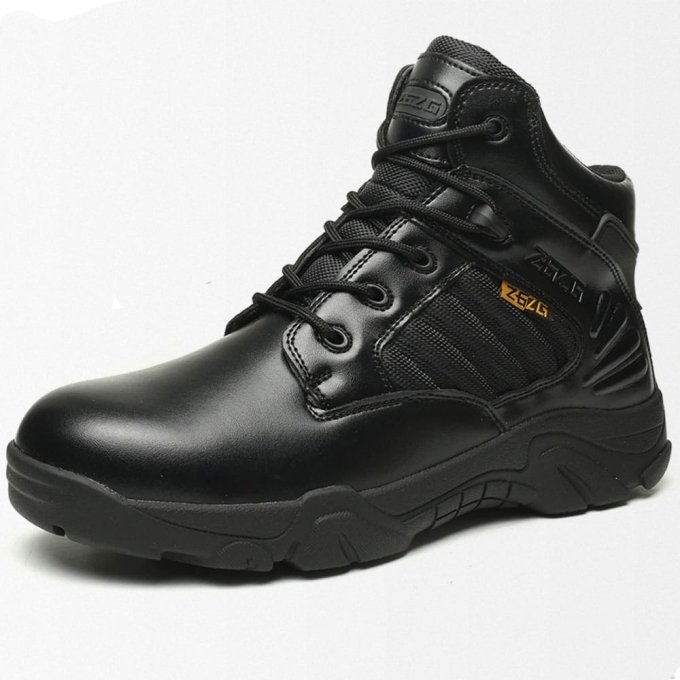Mid length Safety boots Black