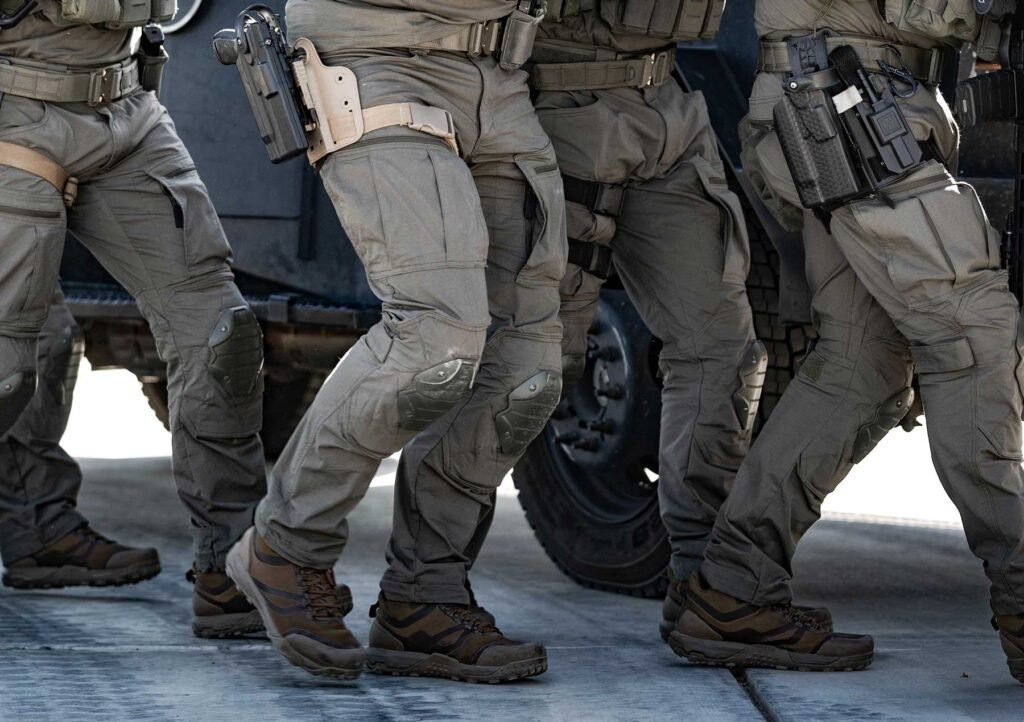Pantalon militaire tactique.