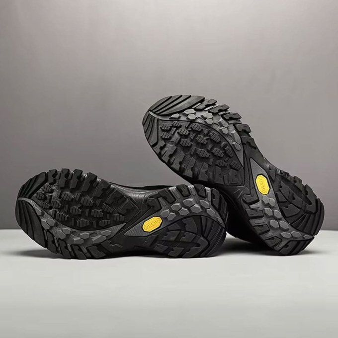 Suede hiking boots Black "Hikeup"