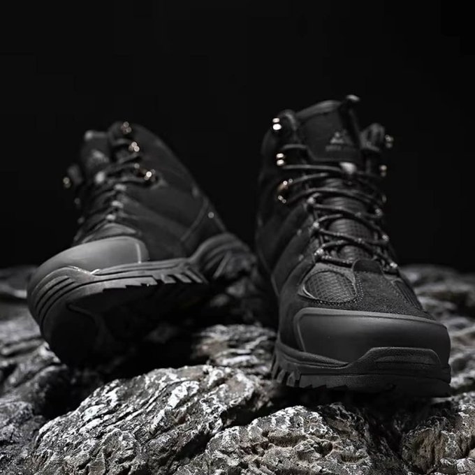 Suede hiking boots Black "Hikeup"