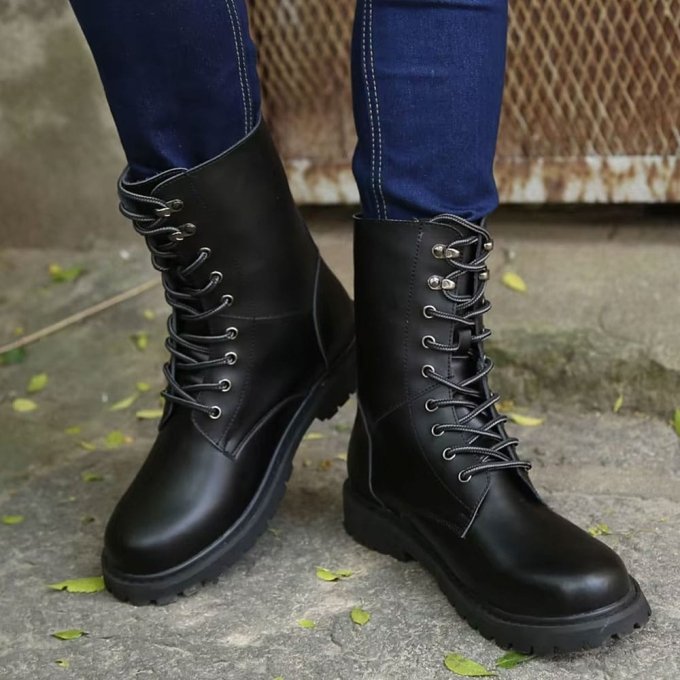 Waterproof leather combat boots