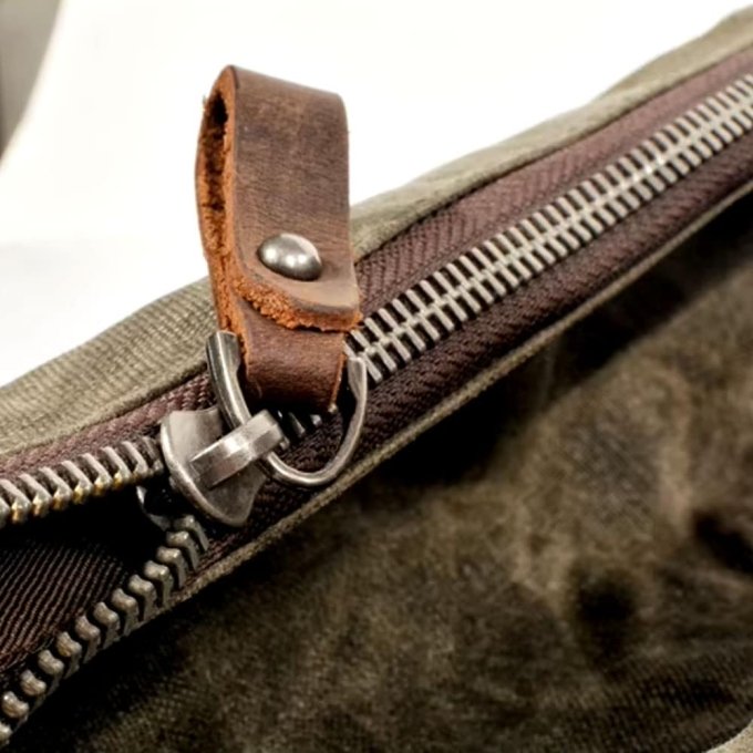 Retro army backpack - Image 10