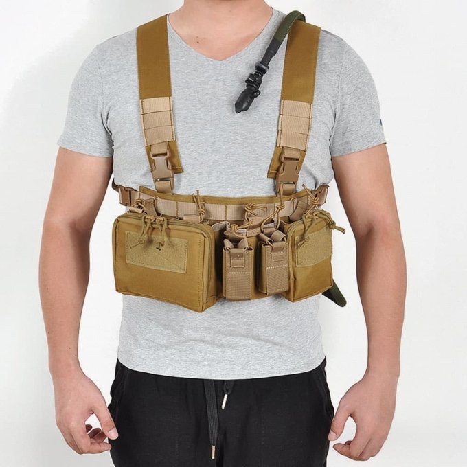 Light chest rig coyote brown