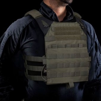 Concealable 10x12 plate carrier