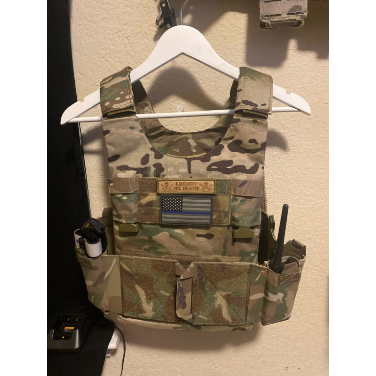 Low Vis Plate Carrier photo review