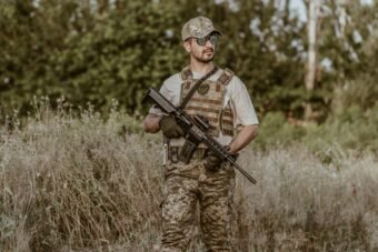 How To Wear an Army Combat Shirt?