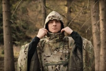 Does The Army Use Ponchos?