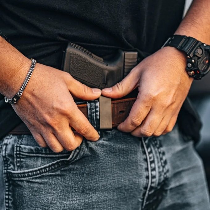 Black iwb concealed carry holster - Image 4