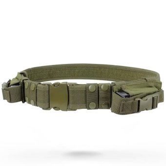 Combat belt with mag pouches