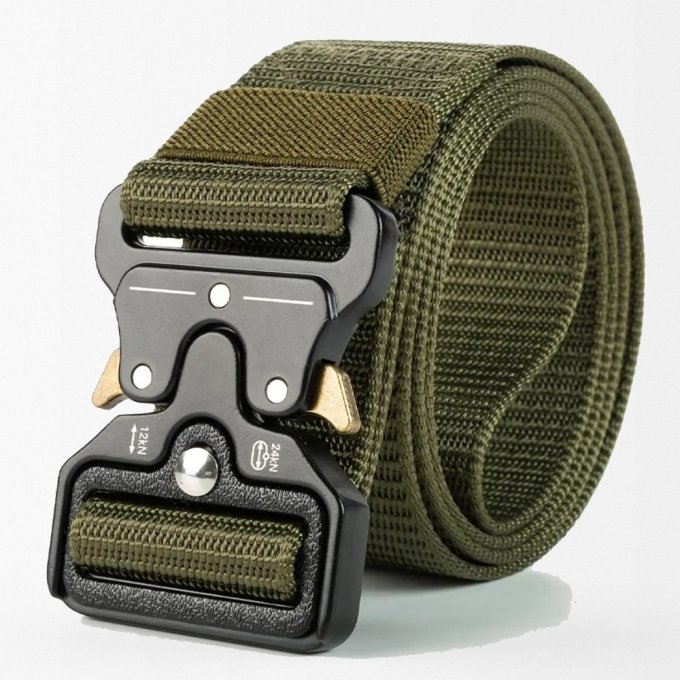 Quick release combat belt