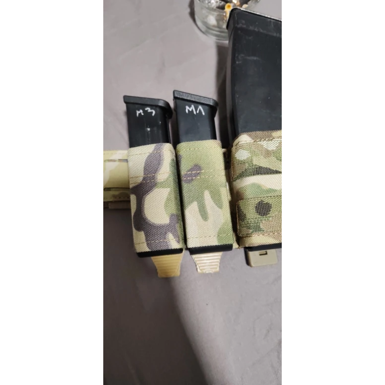 Single nylon magazine pouch with clip photo review