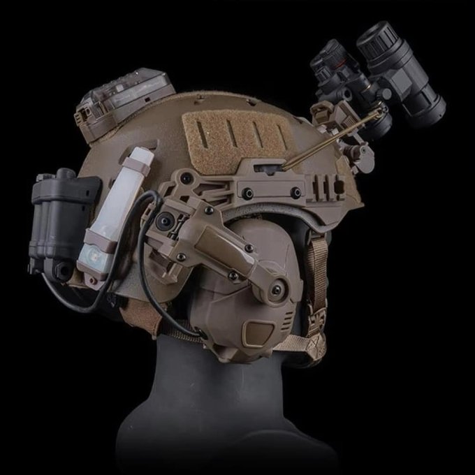 Advanced tactical training helmet - Image 6