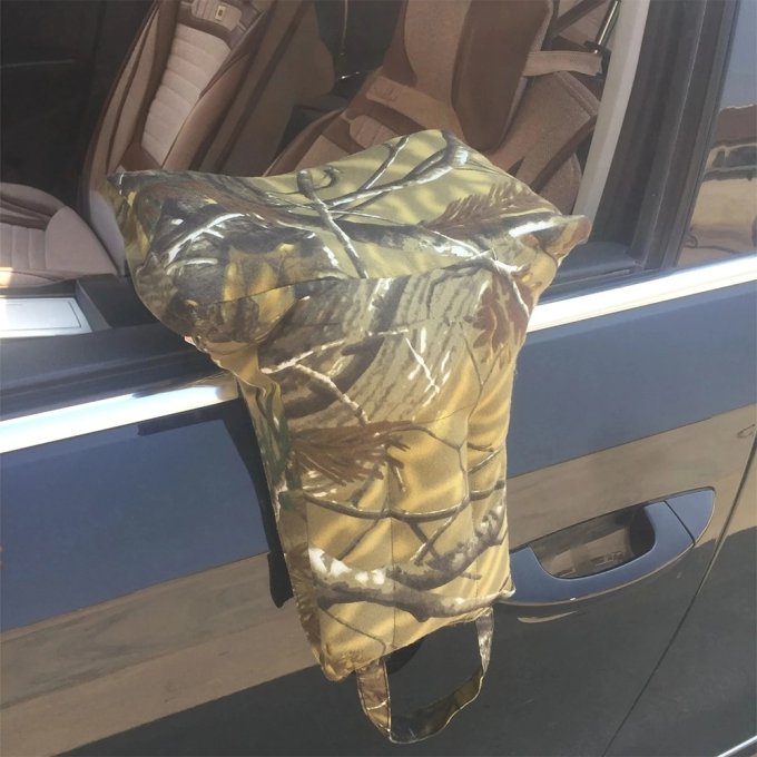 Forest camo shooting bag for window - Image 6