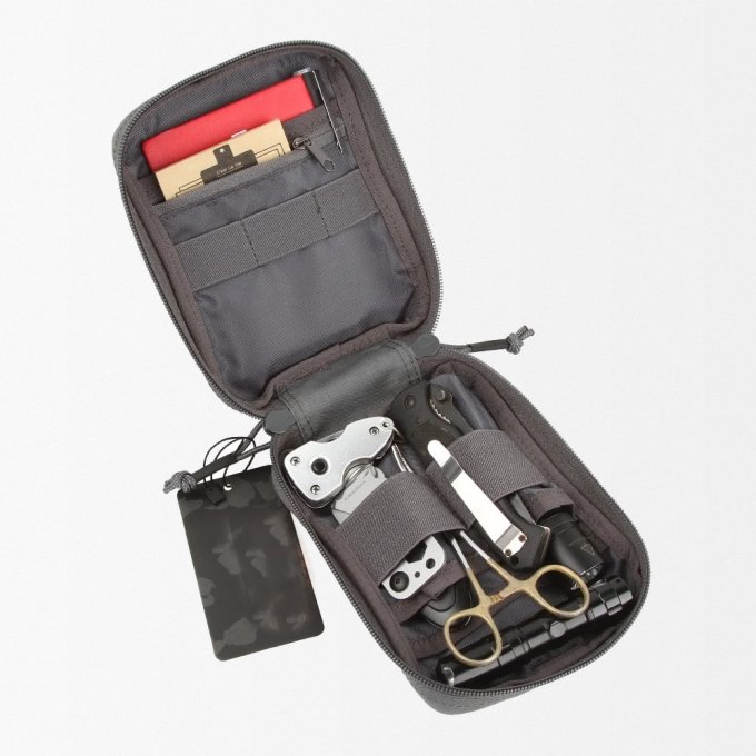 Tactical vertical admin pouch - Image 3