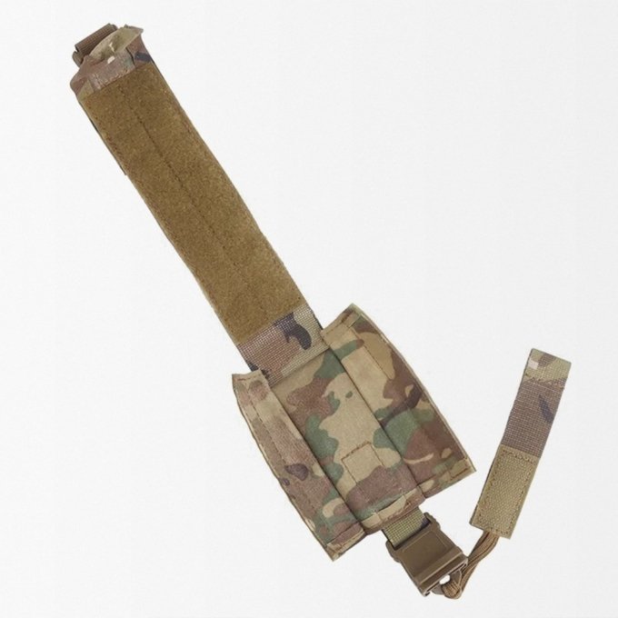 Tactical tourniquet pouch with quick release buckle - Image 2