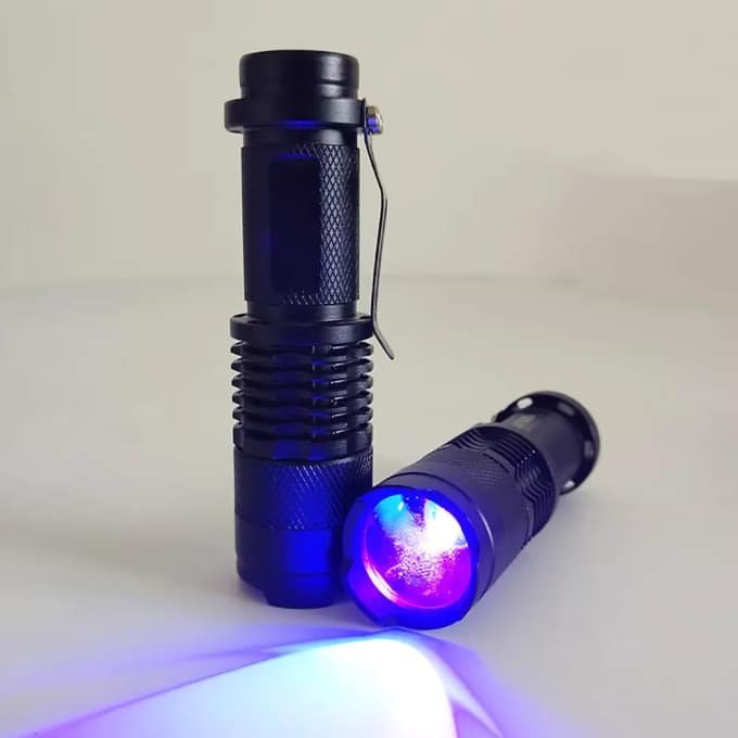 Tactical uv flashlight - Image 5