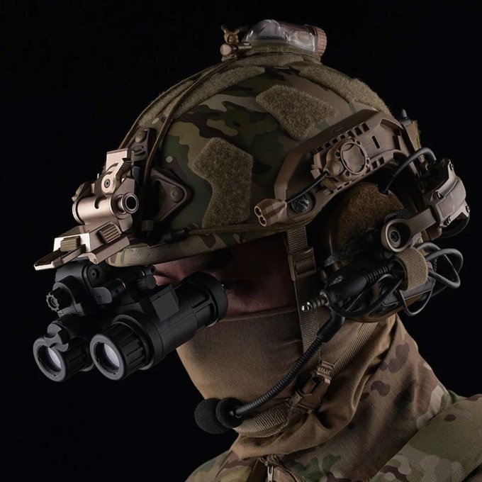 Tactical helmet binoculars night vision - Image 2