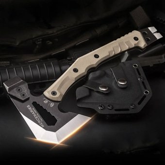 Tactical tomahawk with pry bar